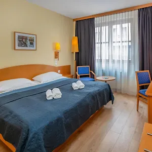 Hotel Corvin Sissi Wing, Budapesta