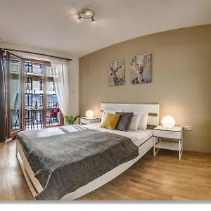 Avantgarde Aparthotel